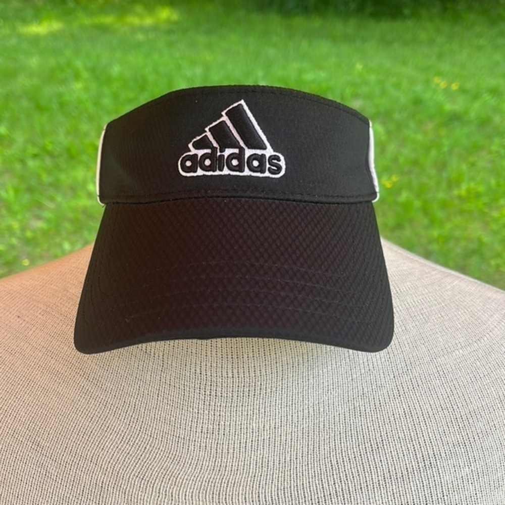 ADIDAS Visor Velcro Black and White One Size Fits All - Picture 2 of 6